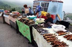 Vente de nourriture sur le trajet transsiberien